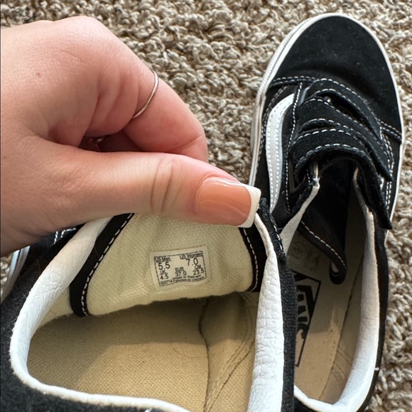 Old Skool Velcro Vans Black & White - Picture 7 of 7